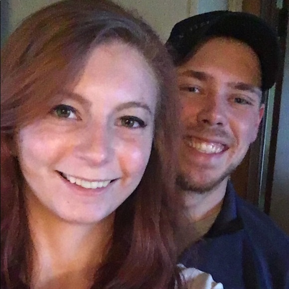 Hi, I’m Kaylee - Picture 2 of 4